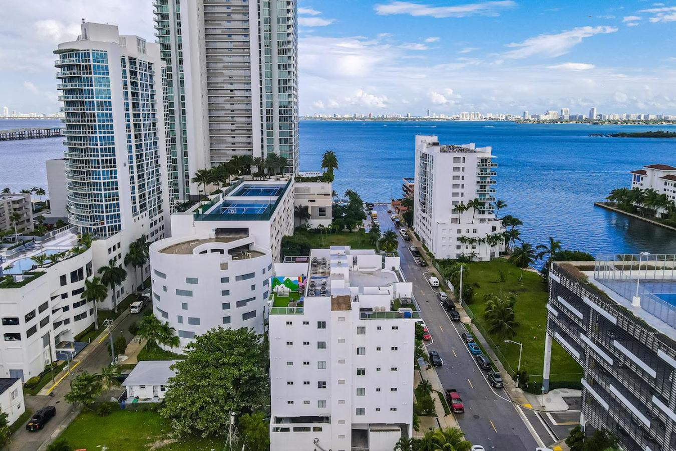 Subtle 2 Bed In Edgewater Downtown With Free Parking Apartman Miami Kültér fotó