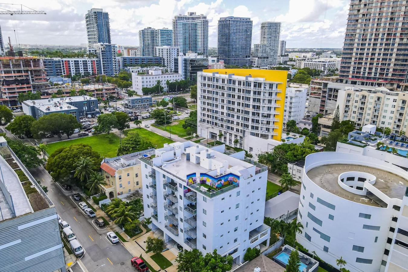 Subtle 2 Bed In Edgewater Downtown With Free Parking Apartman Miami Kültér fotó