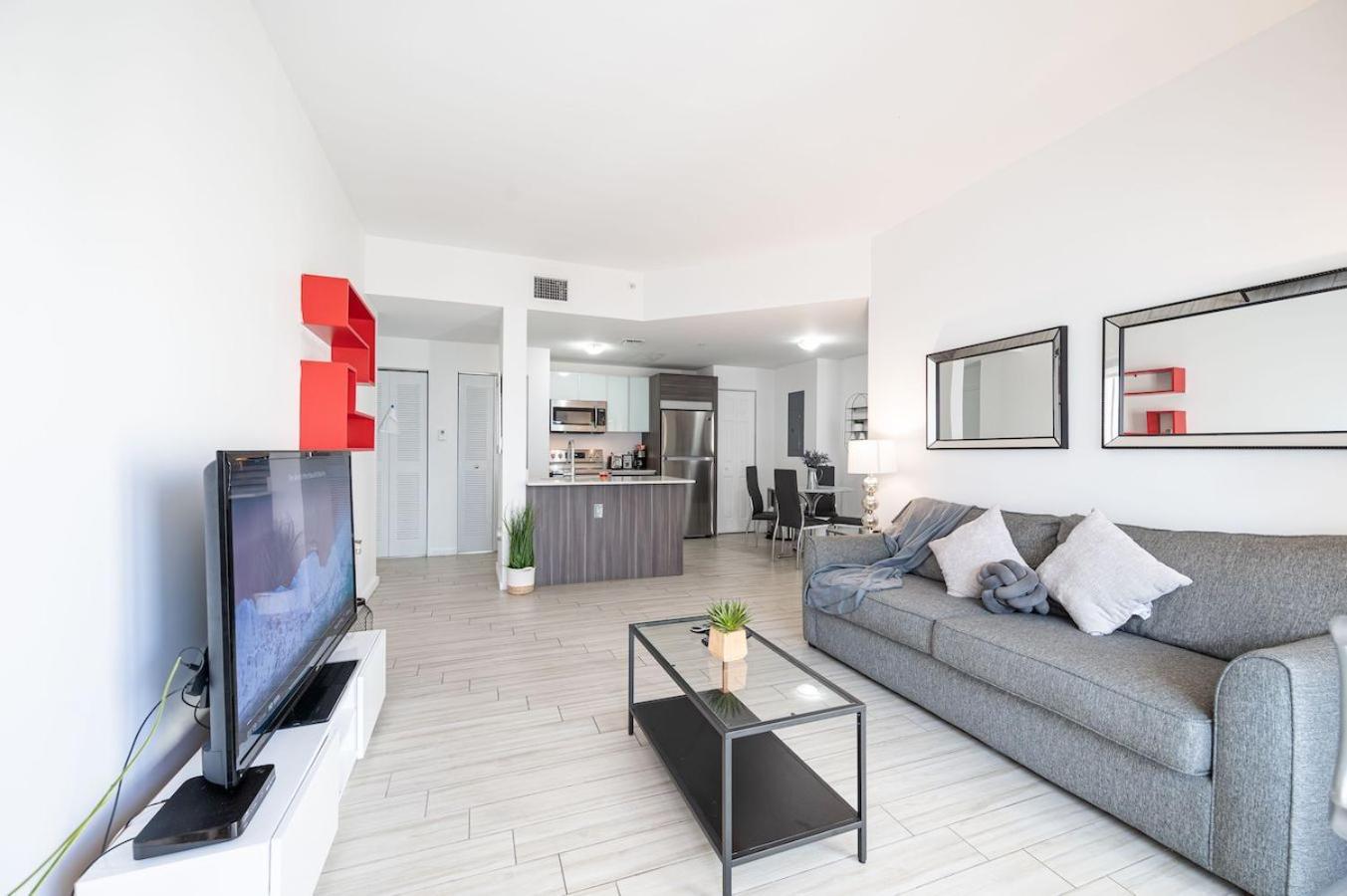 Subtle 2 Bed In Edgewater Downtown With Free Parking Apartman Miami Kültér fotó