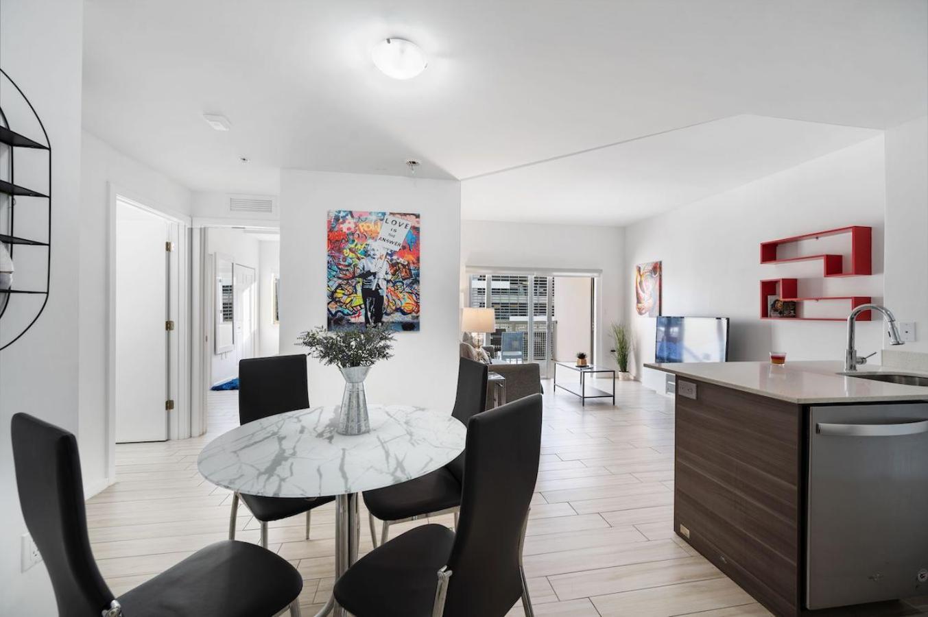 Subtle 2 Bed In Edgewater Downtown With Free Parking Apartman Miami Kültér fotó